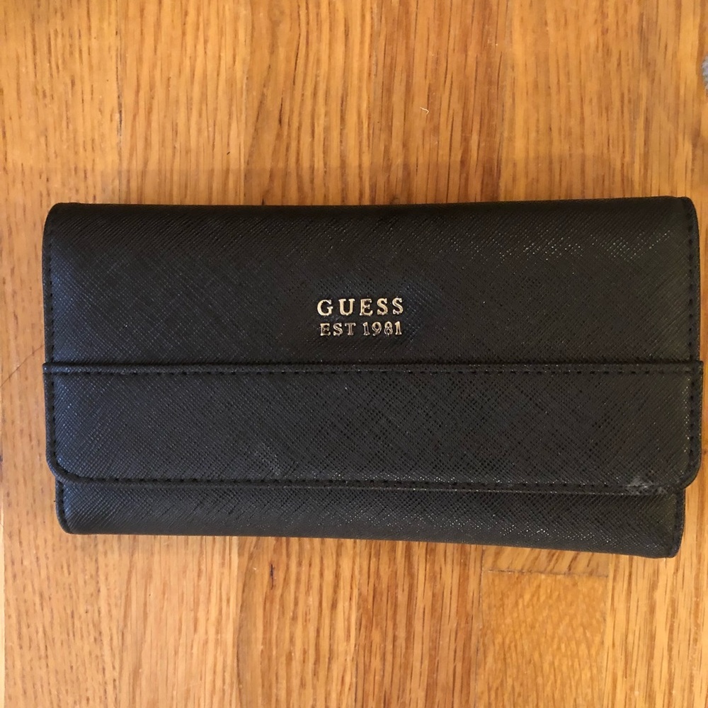 Guess wallet